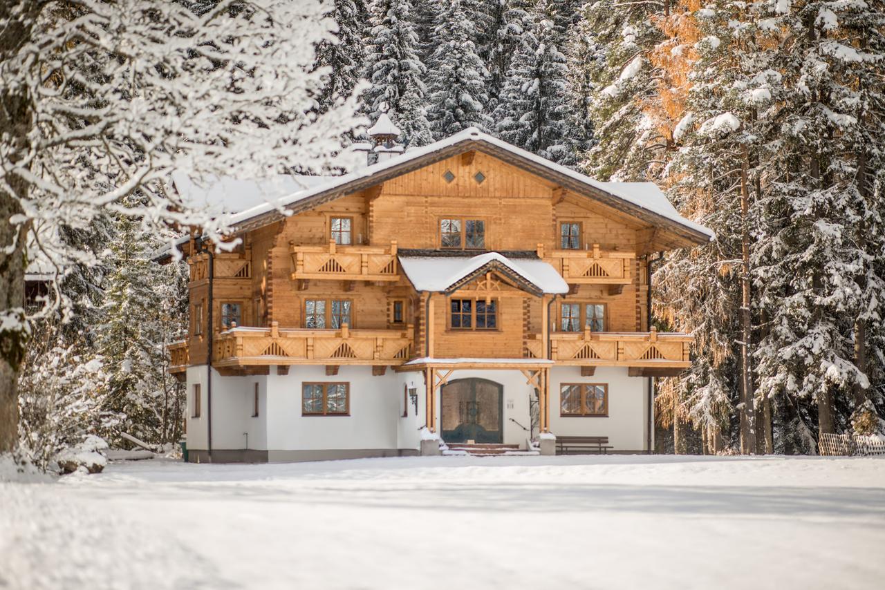 Bio-Holzhaus Und Landhaus Heimat Ramsau am Dachstein Exterior photo